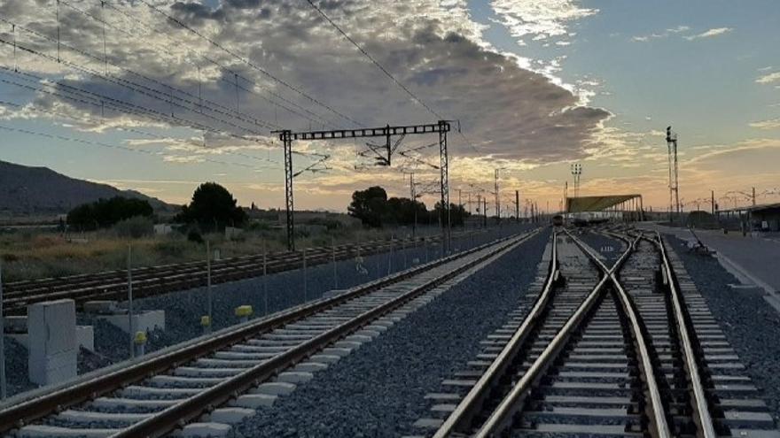 Imagen de un desvío en una Línea de Alta Velocidad en foto de archivo.