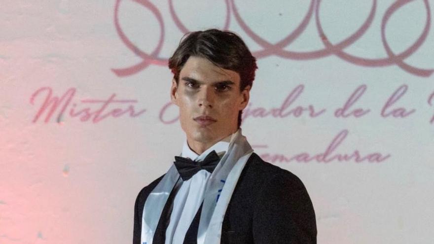 El almendralejense Iván Lozano ya es Míster Extremadura de la Moda