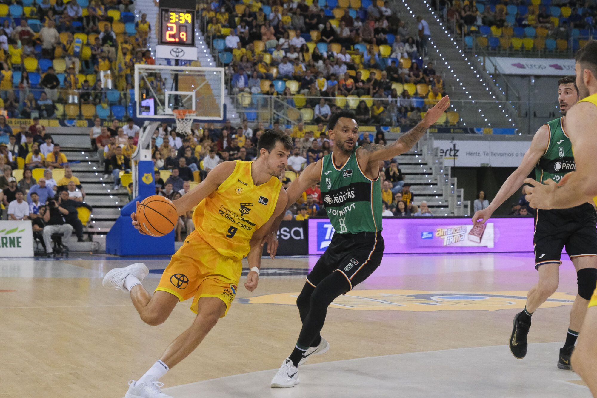 El partido CB Gran Canaria-Joventut, en imágenes