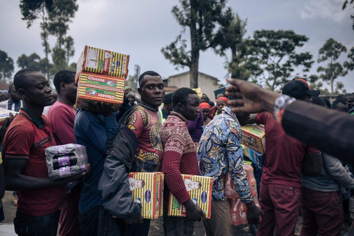 Desplazados a causa de los enfrentamientos cerca de Goma, en el Congo. En casi seis meses de enfrentamientos, más de 300.000 personas han huido de sus hogares.