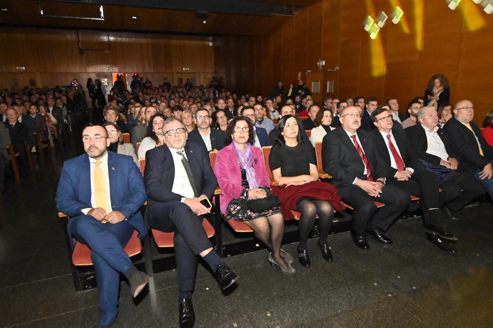 Las mejores fotos de la gala del centenario del Villarreal CF: ¿Qué te parece la camiseta?