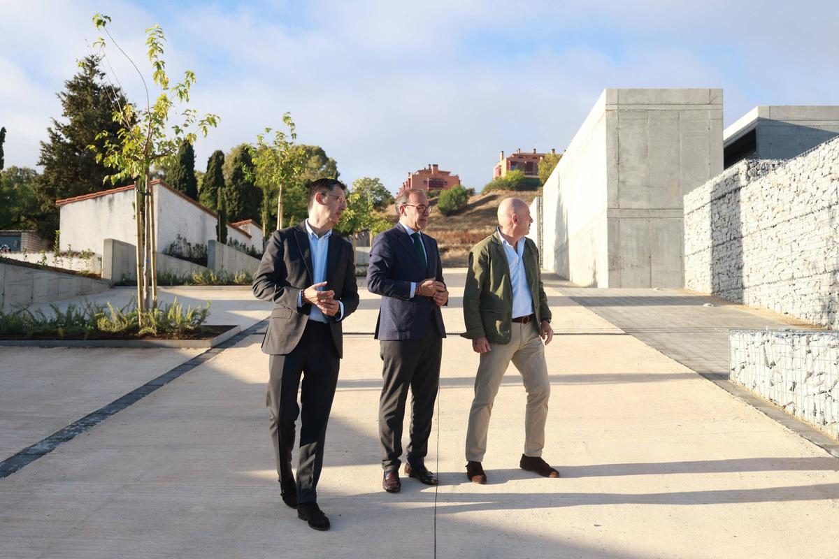 Galería | Así ha quedado el cementerio de Cáceres tras la reforma Galería | Así ha quedado el cementerio de Cáceres tras la reforma