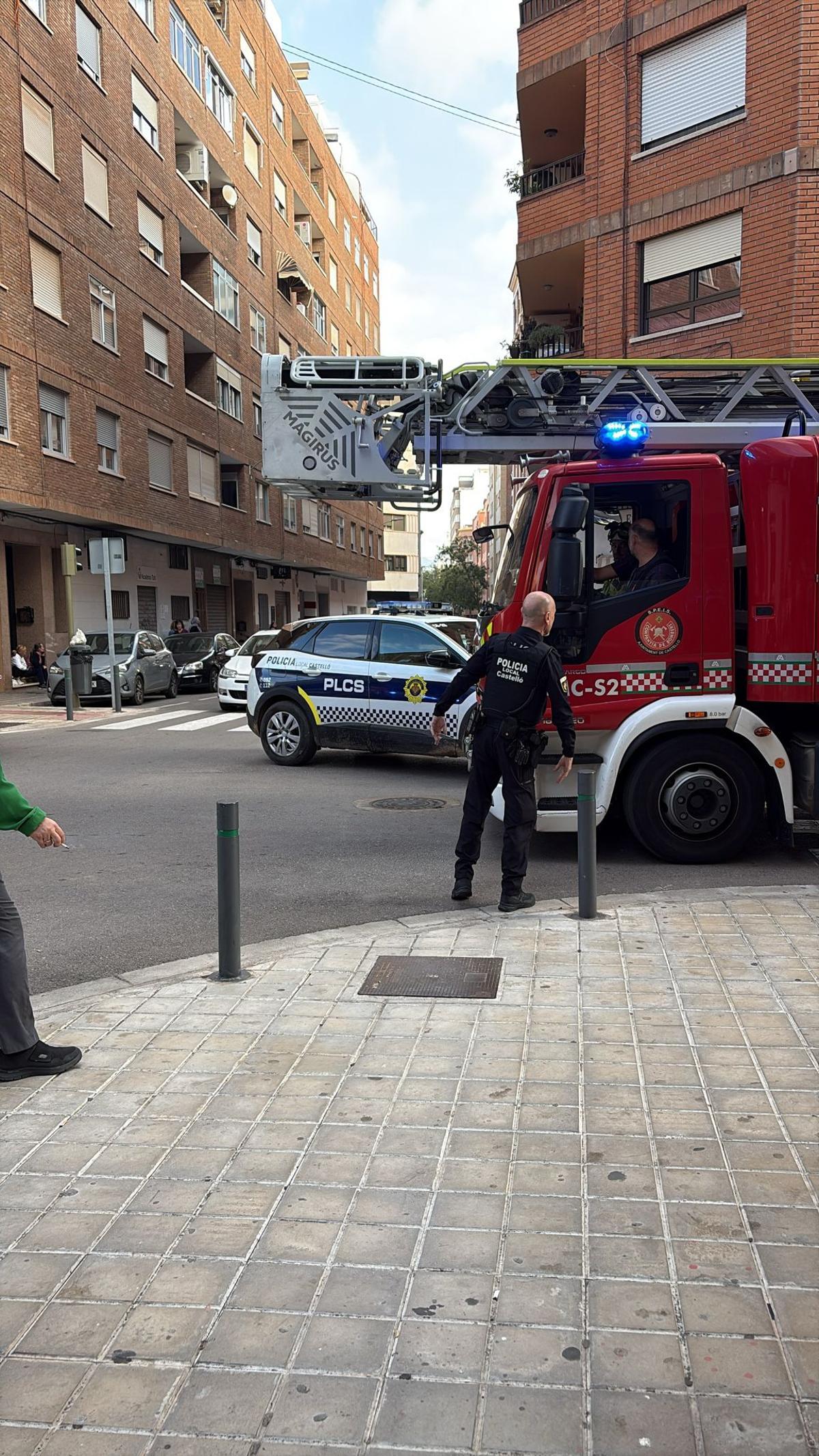 Despliegue policial y de bomberos en Castelló