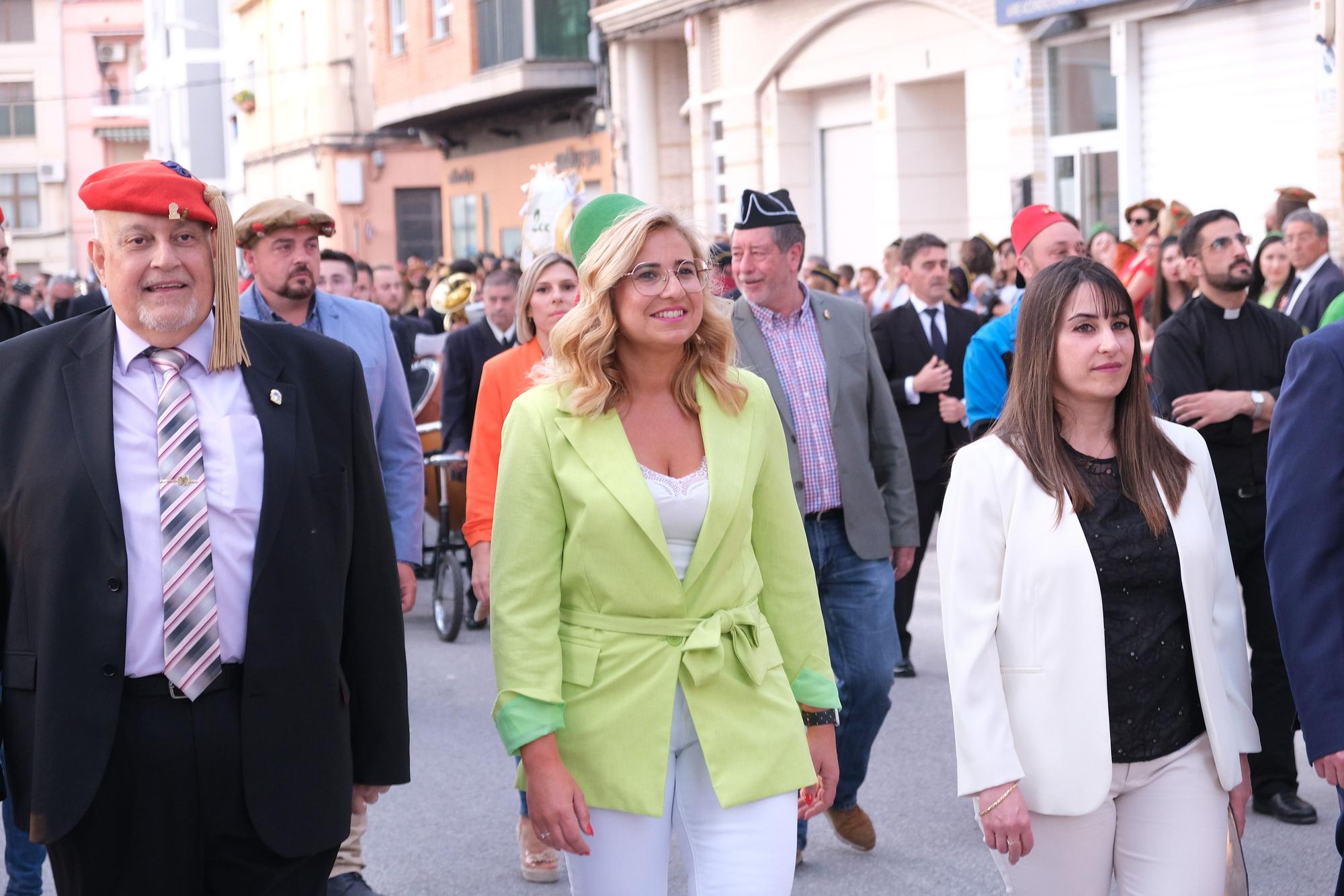 El pasodoble de la euforia abre las fiestas de Petrer