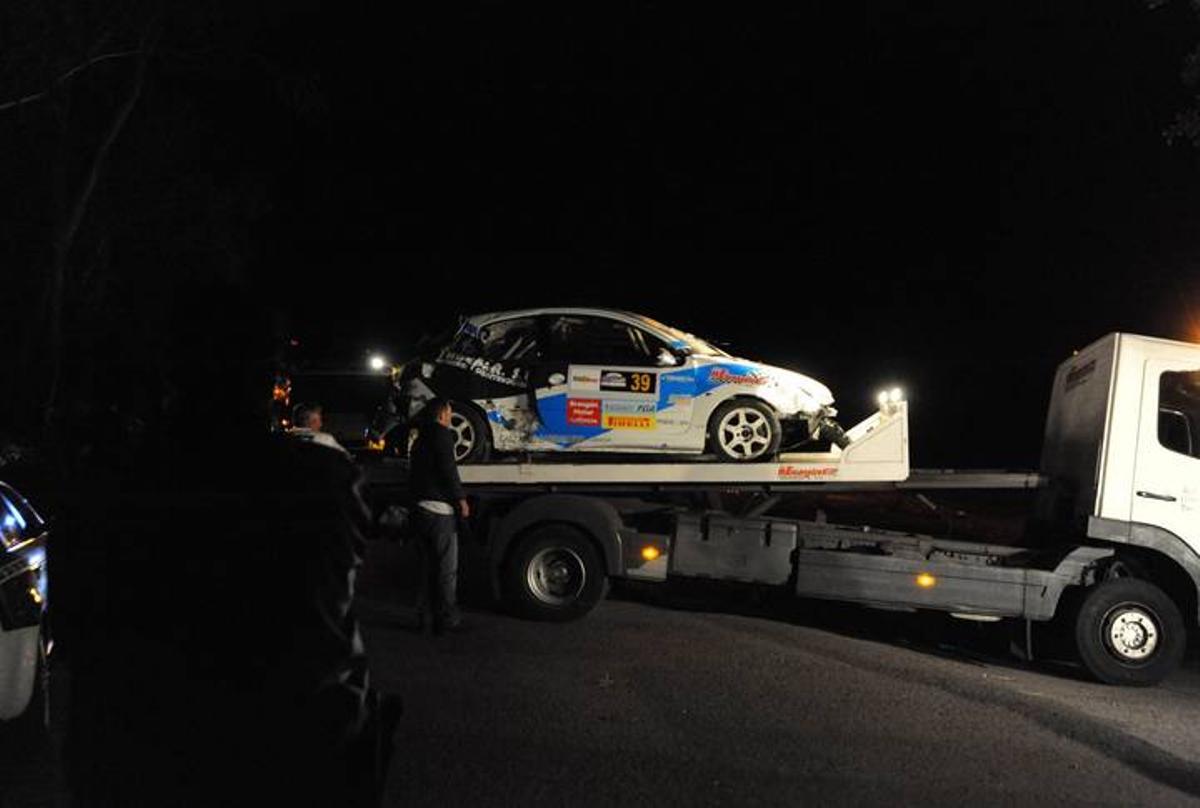 Las imágenes de la tragedia de Carral en el Rally de A Coruña