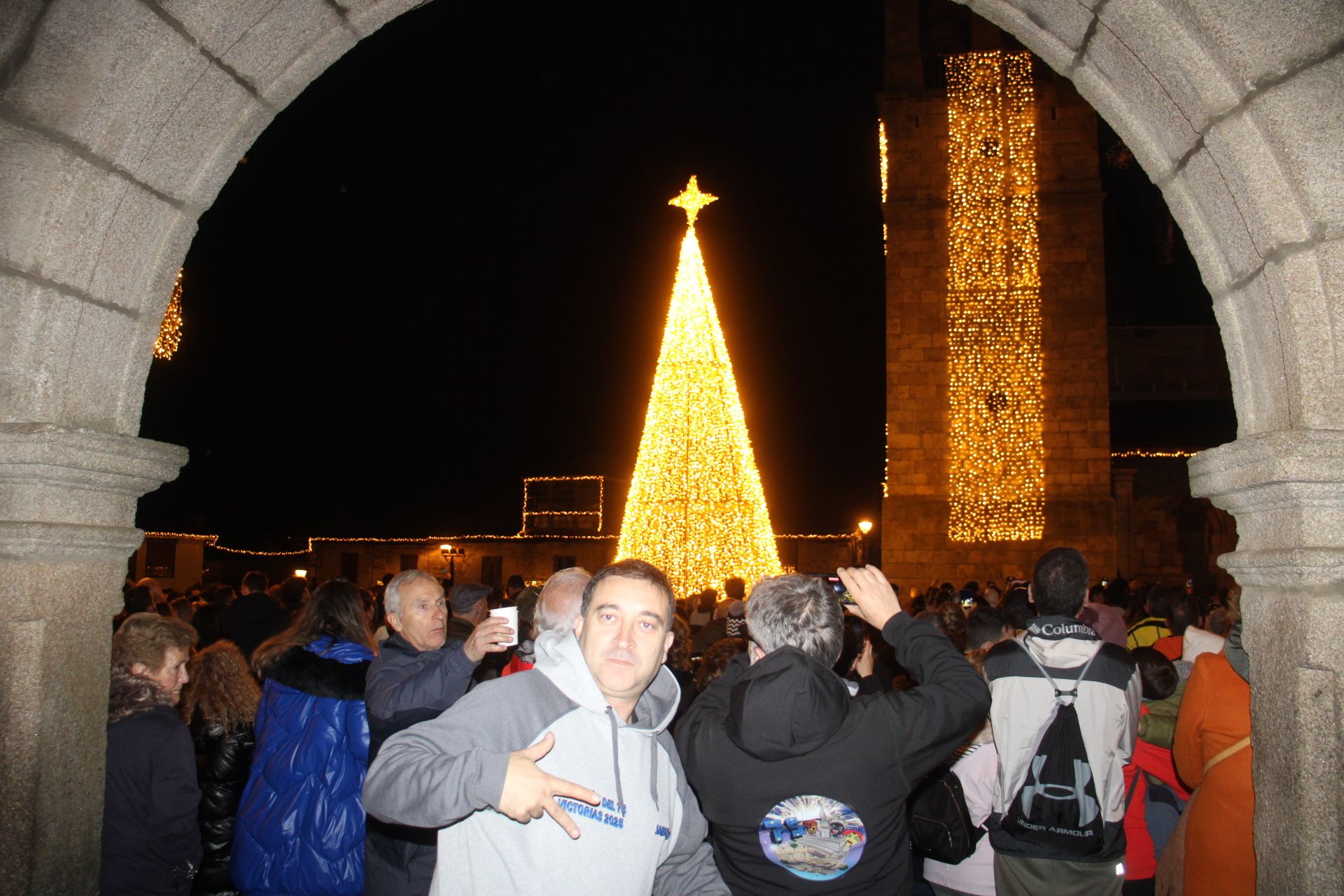 GALERÍA | Encendido del alumbrado navideño en Puebla de Sanabria