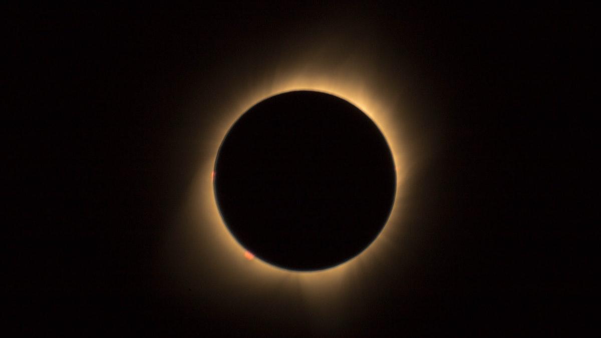 ¿Cuándo y dónde ver el eclipse solar de abril de 2022?