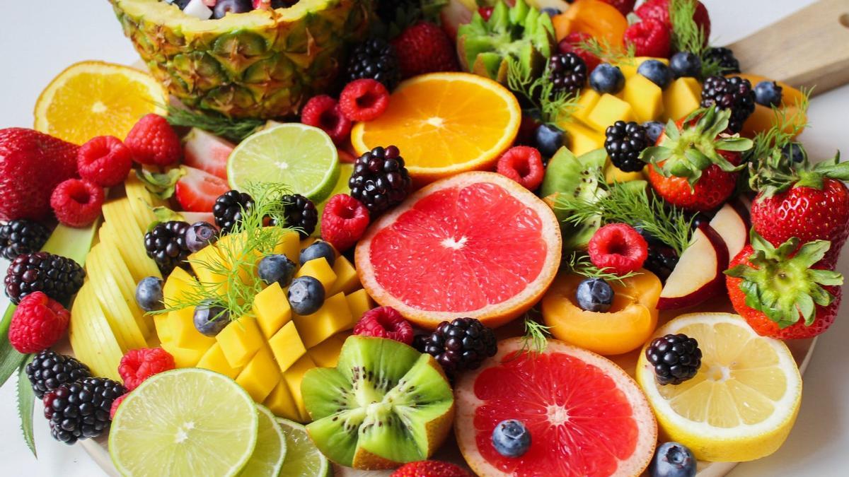 OJO: Las frutas y verduras que debes dejar de lado en tu dieta para no  hincharte