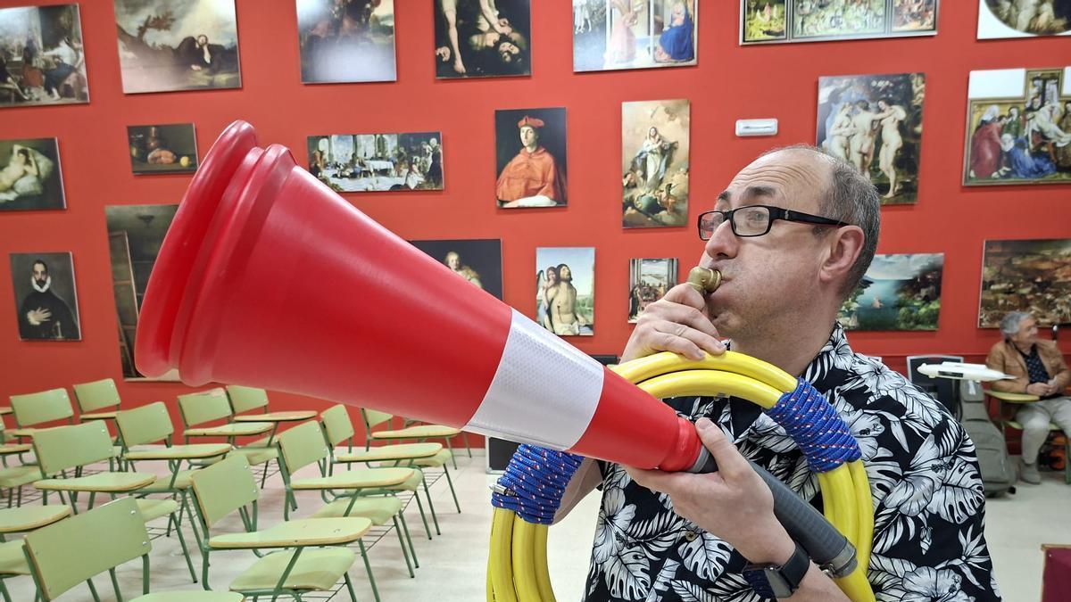 En imágenes: los artistas toman el instituto Elisa y Luis Villamil, de Vegadeo