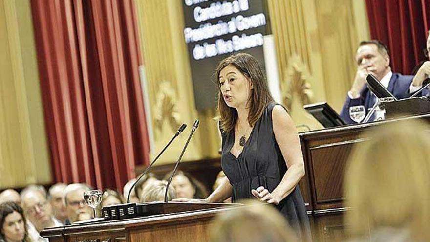 La presidenta Armengol en su debate de investidura.