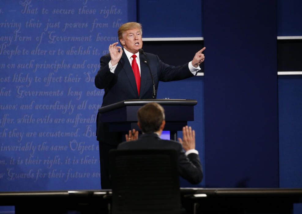Hillary Clinton y Donald Trump se han enfrentado en el tercer y último debate de las elecciones en EEUU.