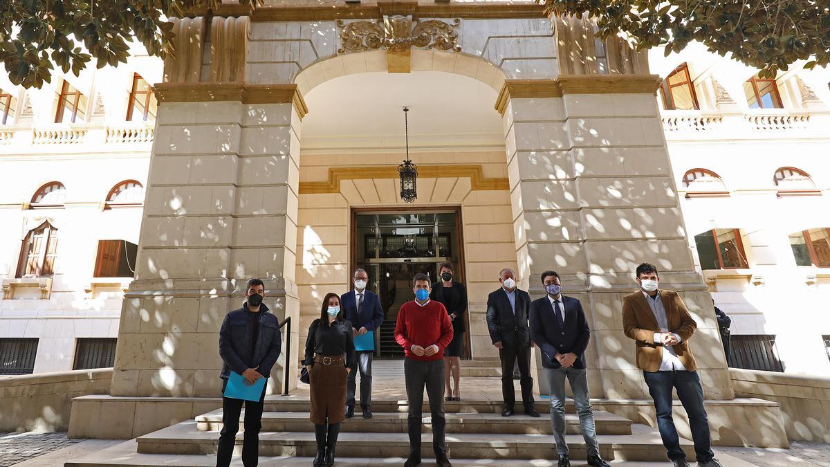 Reunión de Carlos Mazón con los alcaldes