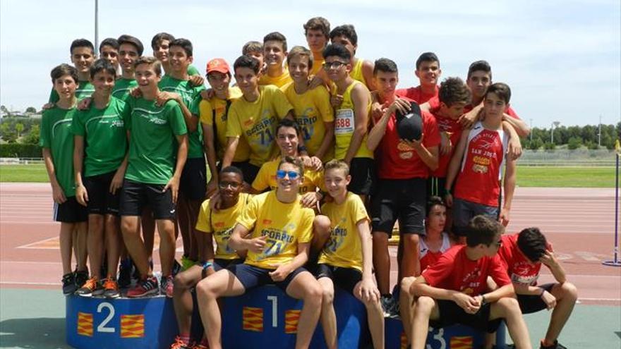 Una intensa jornada para el atletismo aragonés