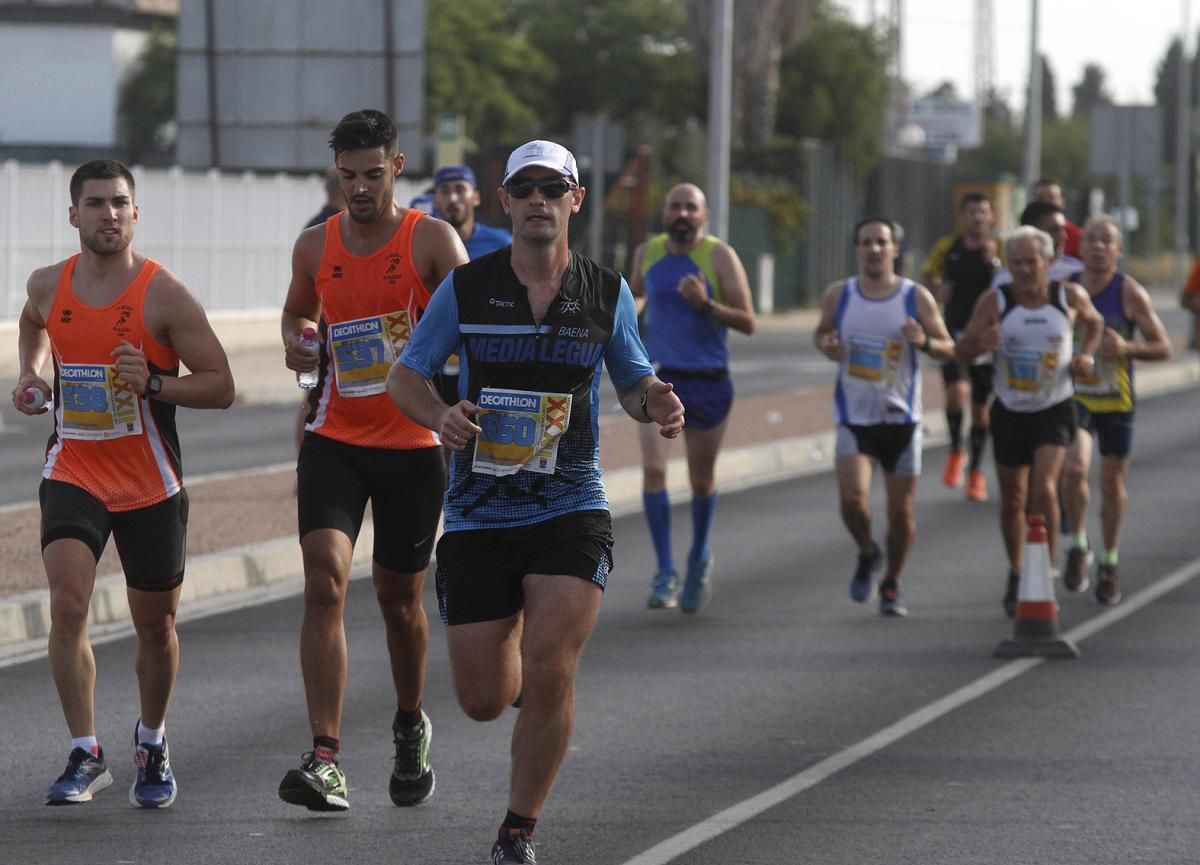 FOTOGALERÍA / Las mejores imágenes de la Media Maratón de Almodóvar del Río