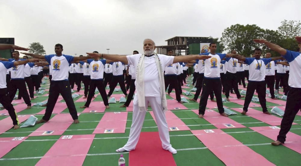 La India celebra el Día Internacional del Yoga