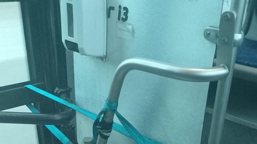 Garrapinillos se &quot;harta&quot; de esperar por sus nuevos buses