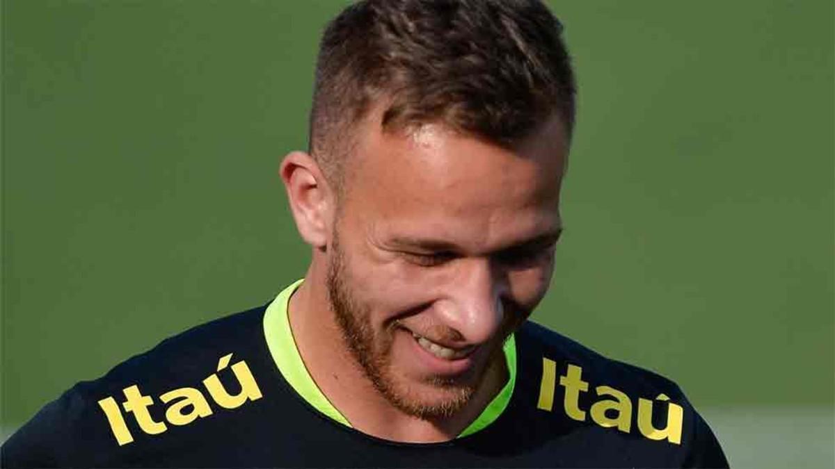 Arthur interesa al Barcelona