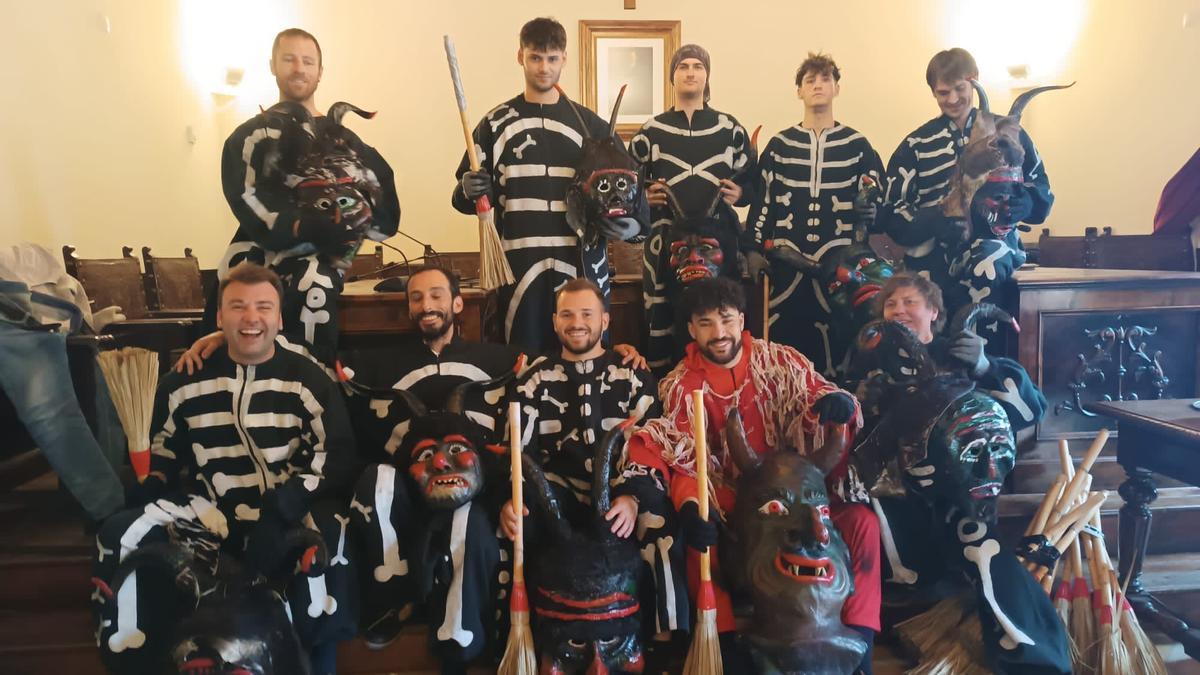 Sant Antoni 2026 | Los Dimonis Tradicionals de Muro cumplen 40 años: “Las Beneïdes son sinónimo de responsabilidad y fiesta con el pueblo”