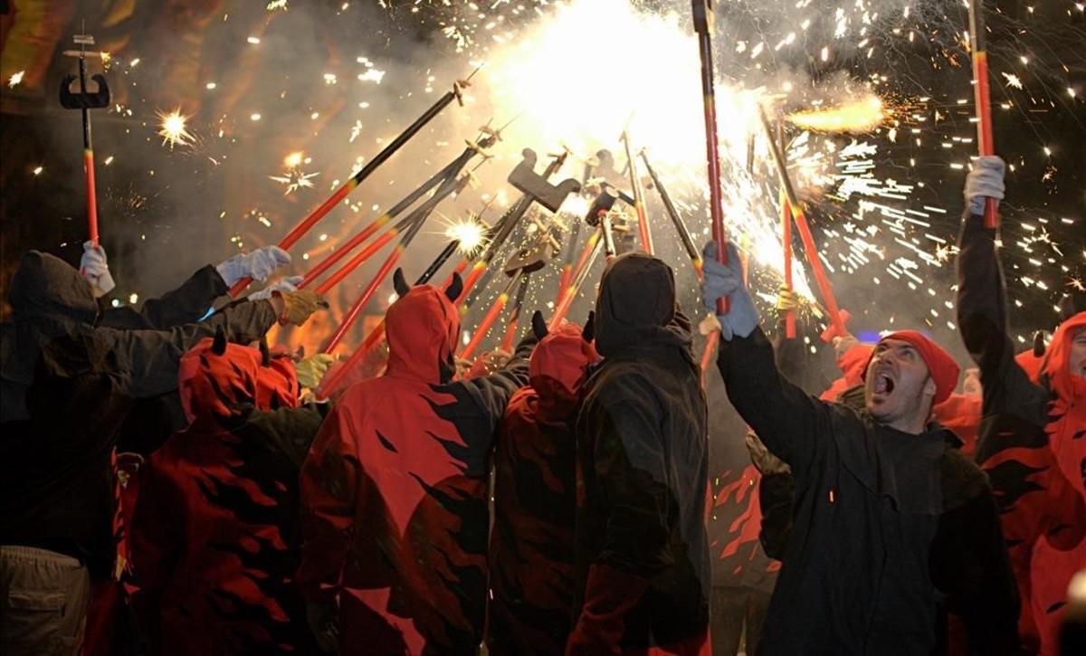 fcasals27333689 barcelona 21 09 2014 correfoc de la merce en la avenida de160916200211 fcasals27333689 barcelona 21 09 2014 correfoc de la merce en la avenida de160916200211