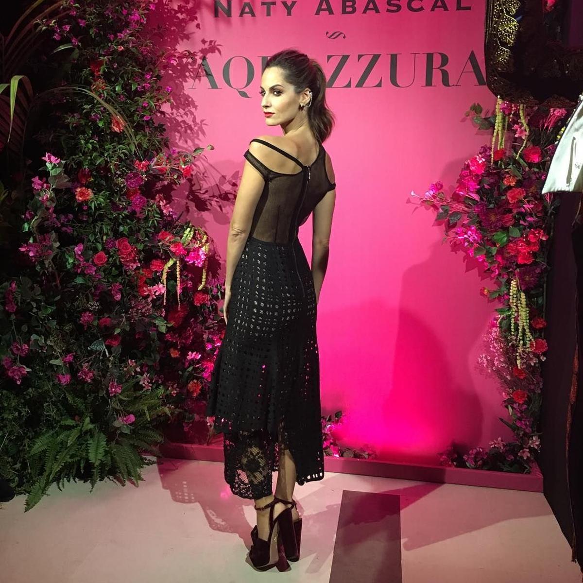 Ariadne Artiles en la fiesta de Aquazzura y Naty Abascal