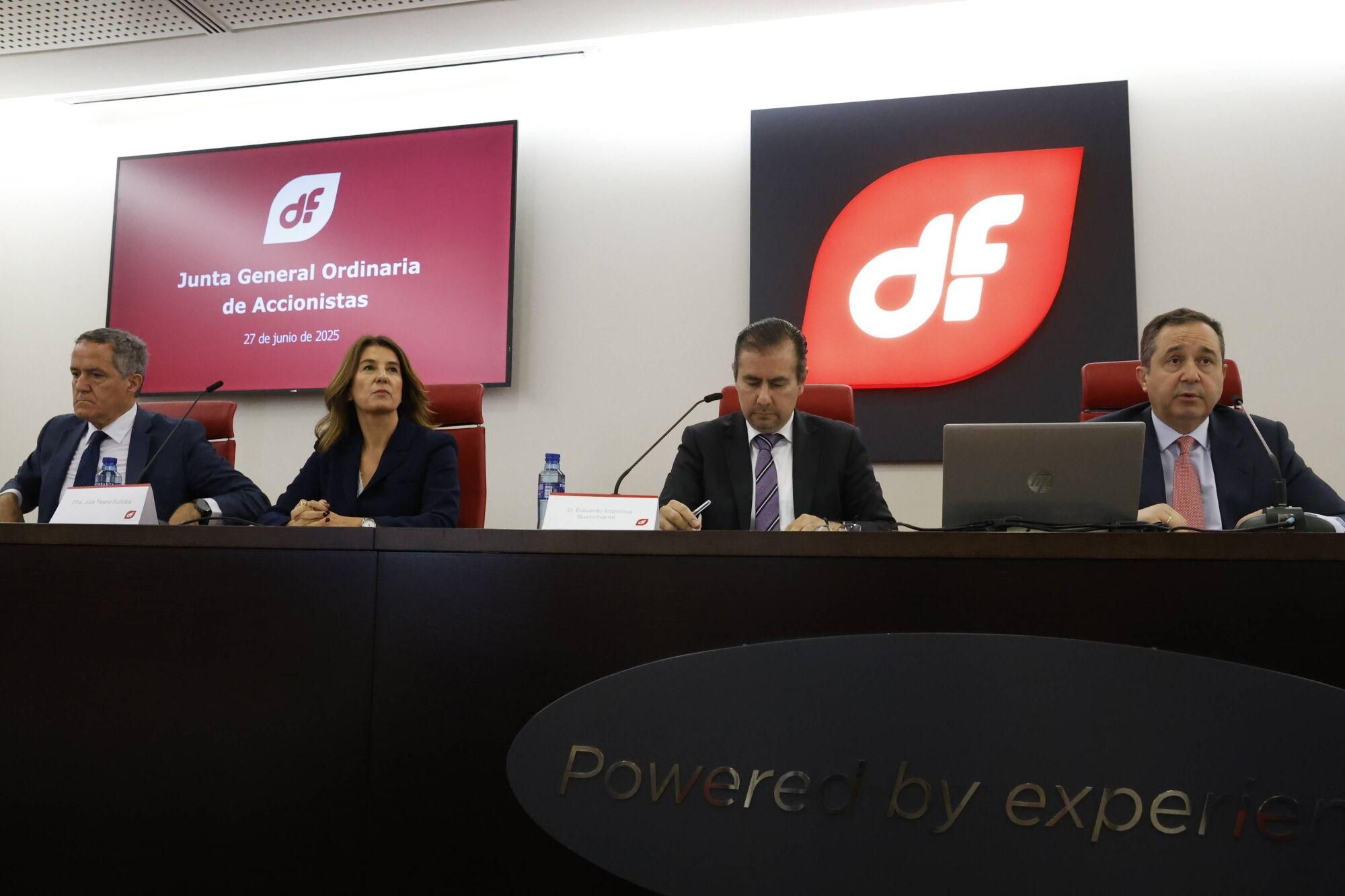 Así fue la junta general de accionistas de Duro Felguera
