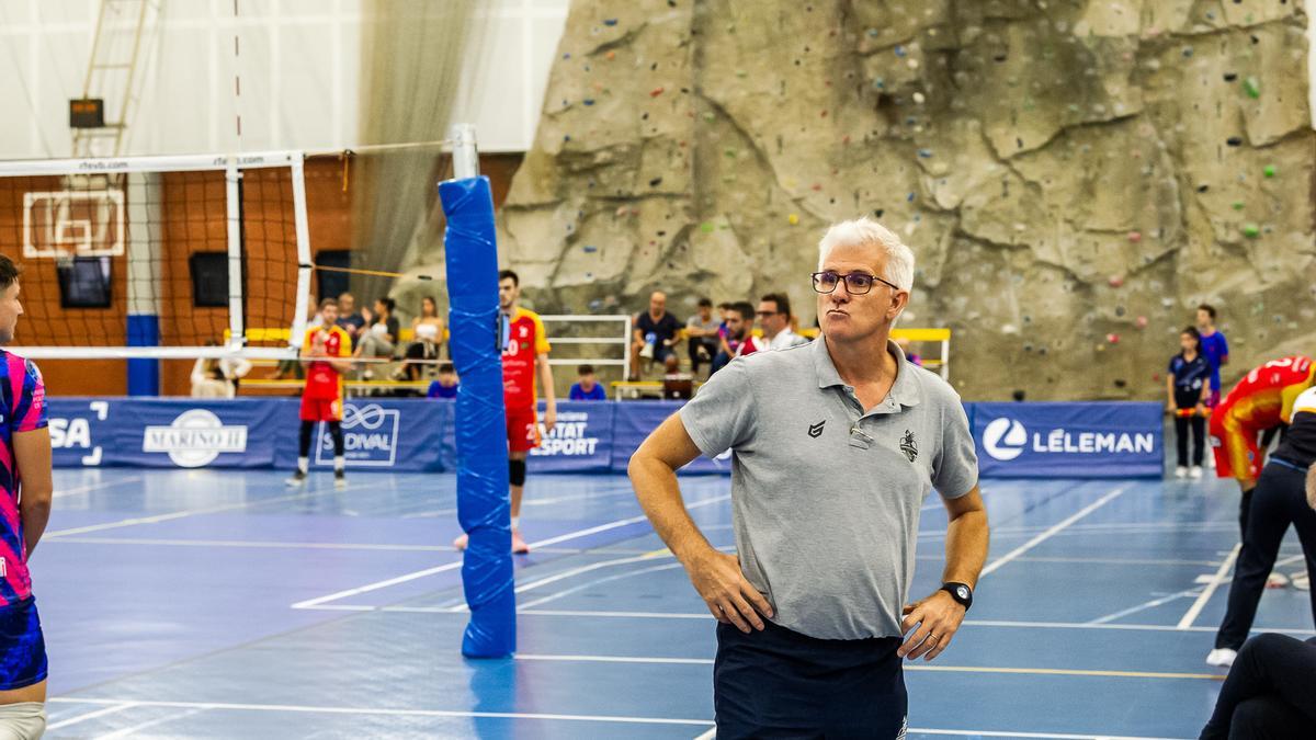 Fabián Muraco renueva como técnico del Léleman Conqueridor Valencia para la próxima campaña.