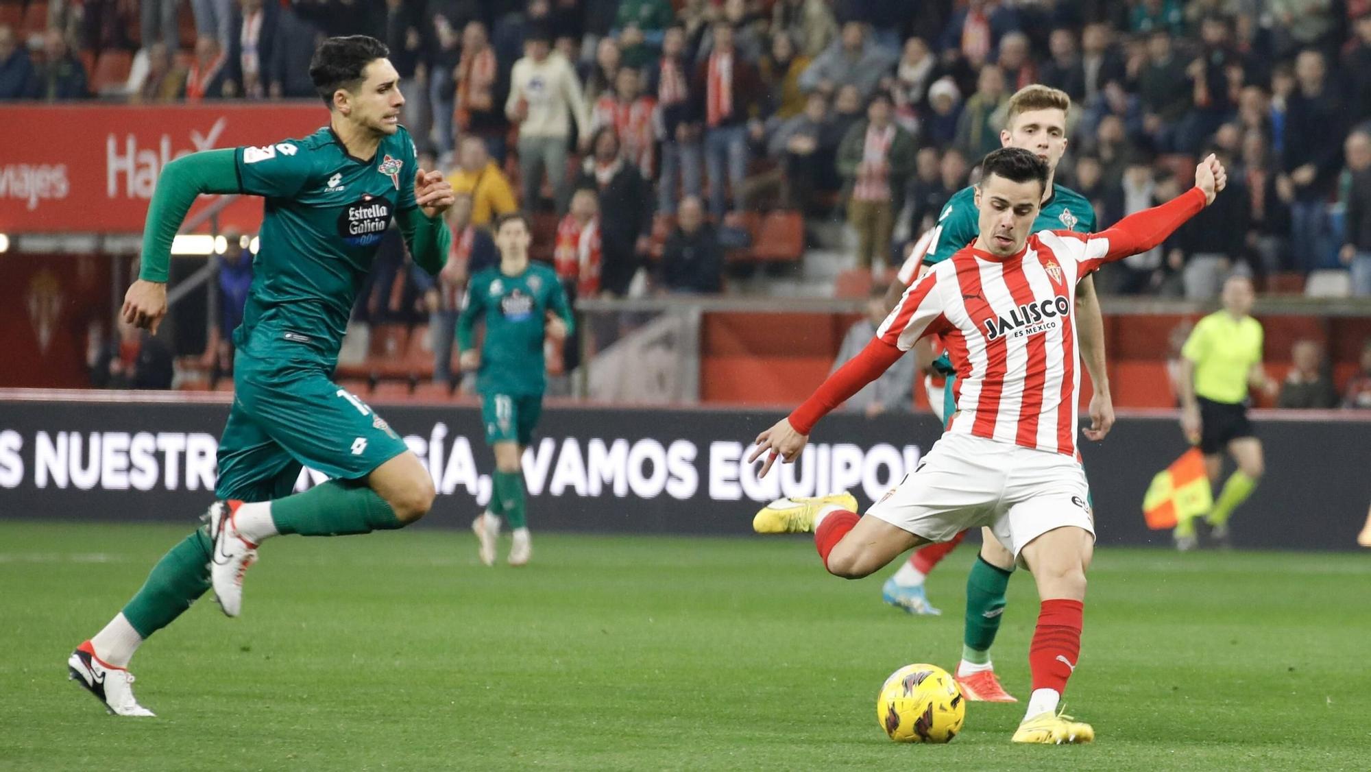 Así fue el partido entre el Sporting y el Racing de Ferrol