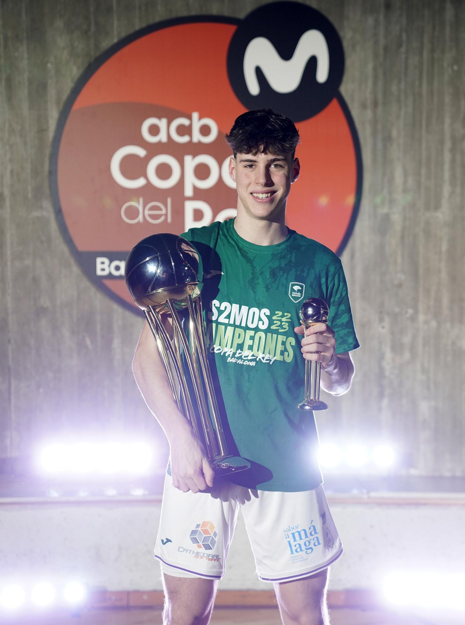 Unicaja: Los campeones de la Copa del Rey posan con el trofeo