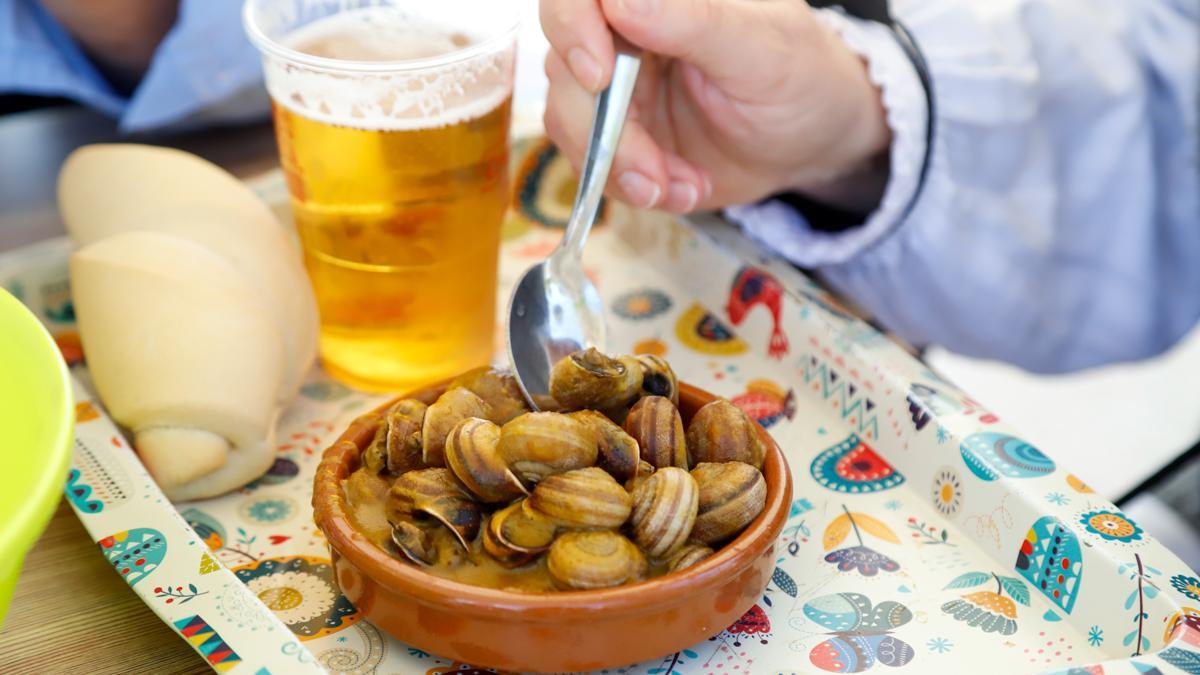 Plato de caracoles en Córdoba.