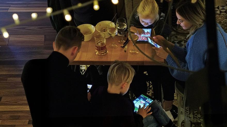 La conversación de los mudos