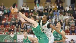 El Coto Córdoba deja escapar una victoria clave en la lucha por el título del Grupo Oeste