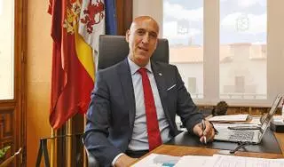 El alcalde de León: “Seguiremos peleando por nuestro autogobierno”