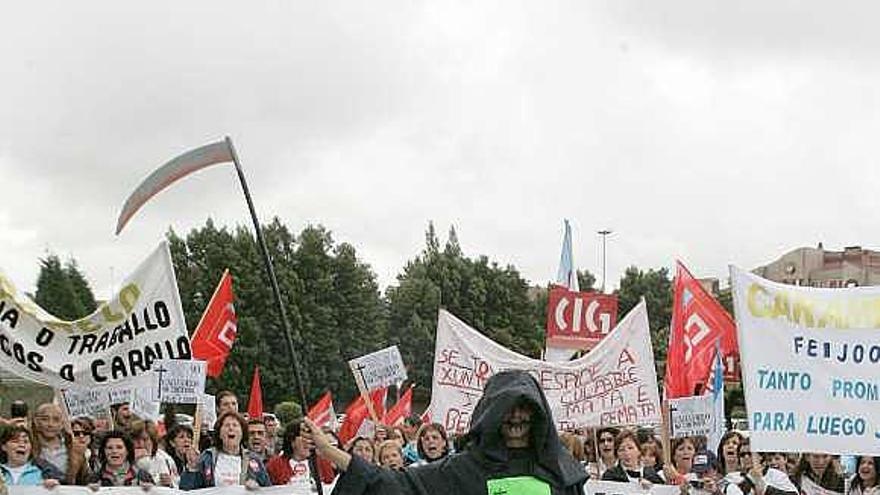 Los trabajadores de Caramelo protestan por el ERE. / t. valdés