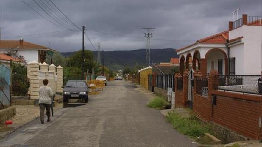 Cuevas de Altázar presenta el proyecto de urbanización