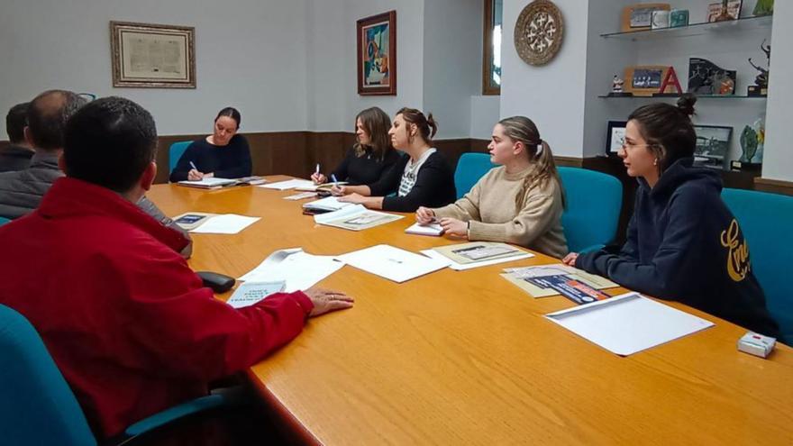 Reunión del Concello de Silleda y Alcohólicos Anónimos.  | // CEDIDA