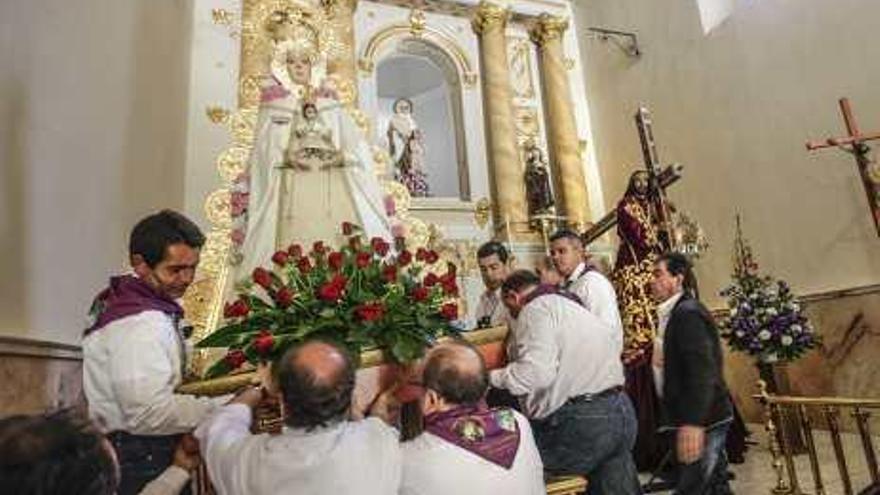 La Virgen del Rocío y Nuestro Padre Jesús se encuentran en el 400 aniversario de su llegada