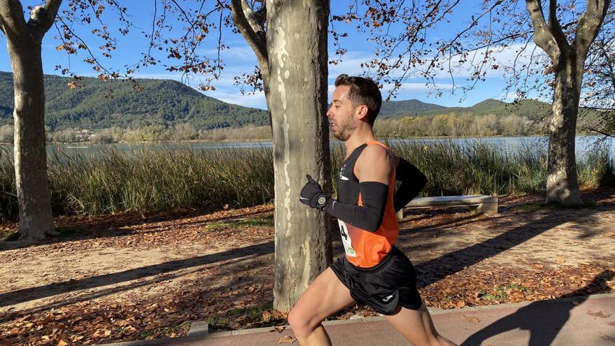 190 atletes participen a la Marxa de Banyoles