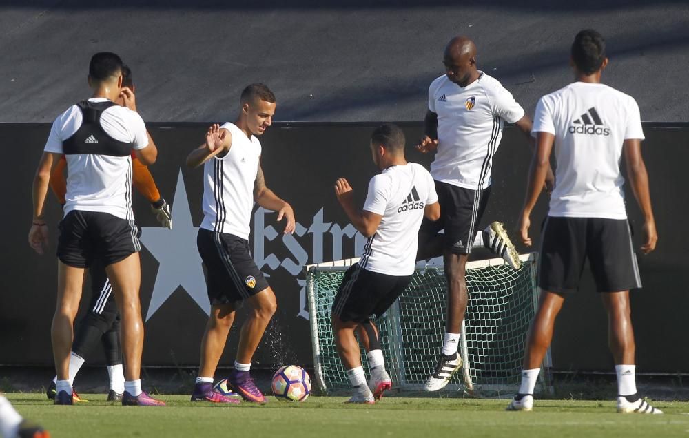 Las mejores fotos del entrenamiento del Valencia CF