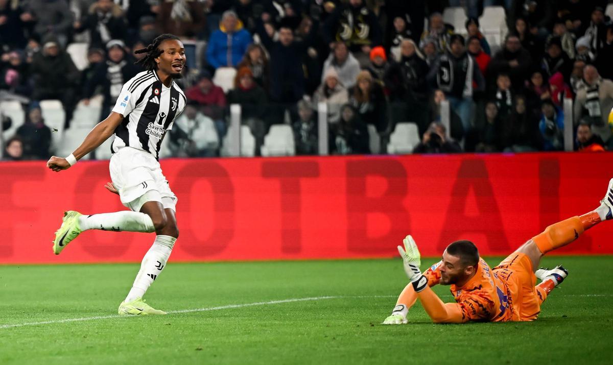 Thuram bate a De Gea