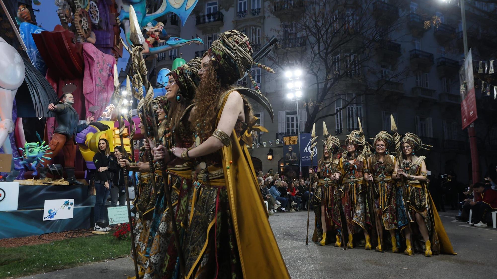 La Gran Parada Mora de la falla Almirante Cadarso, en imágenes