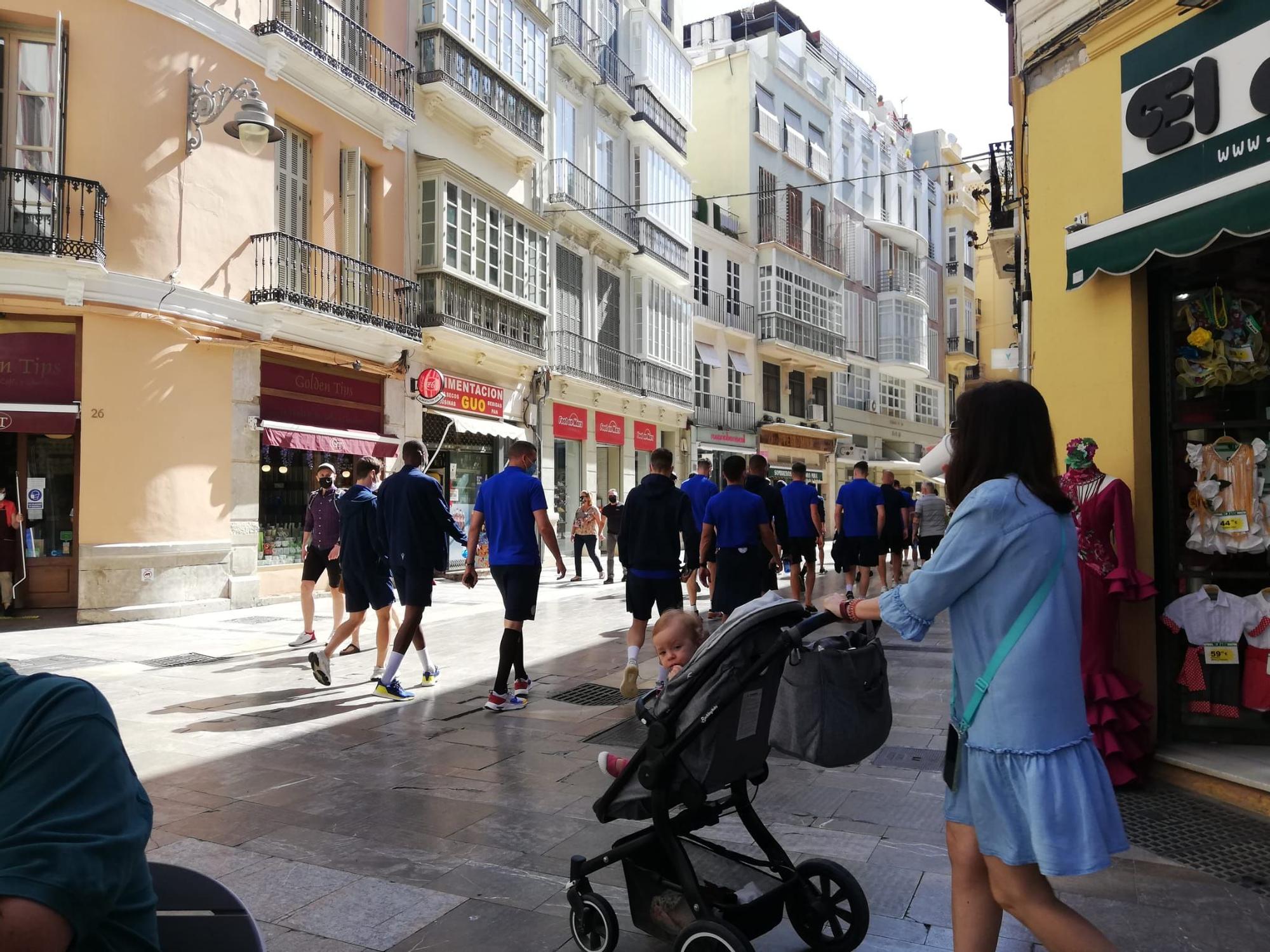 La selección de Luxemburgo, de paseo por el Centro de Málaga