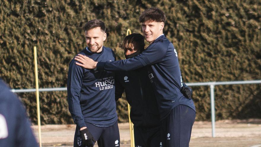 Carrillo, Efe Aghama y Ro Abajas, en un entrenamiento.
