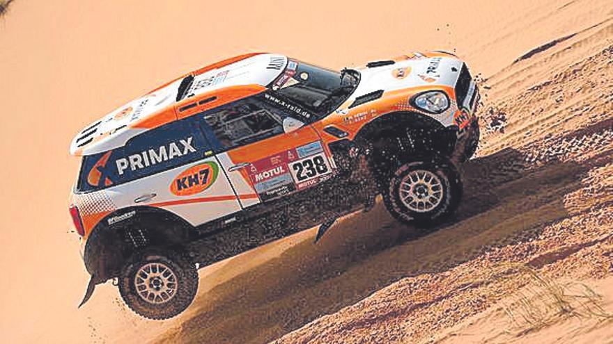 El coche de Laia Sanzen en el Dakar 20222.