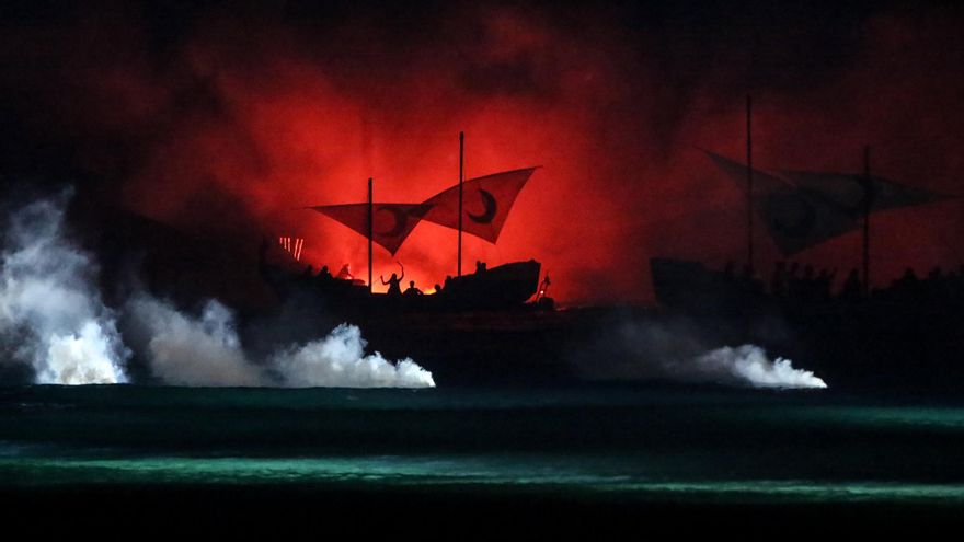Calles llenas, mar encendido y fiesta sin tregua en La Vila