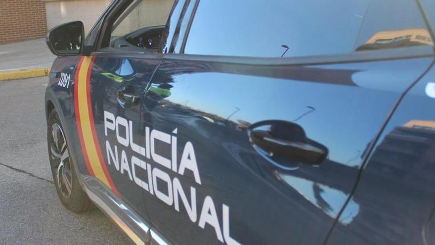 Un policía fuera de servicio retiene a un hombre en Vigo tras robar un bolso de un tirón