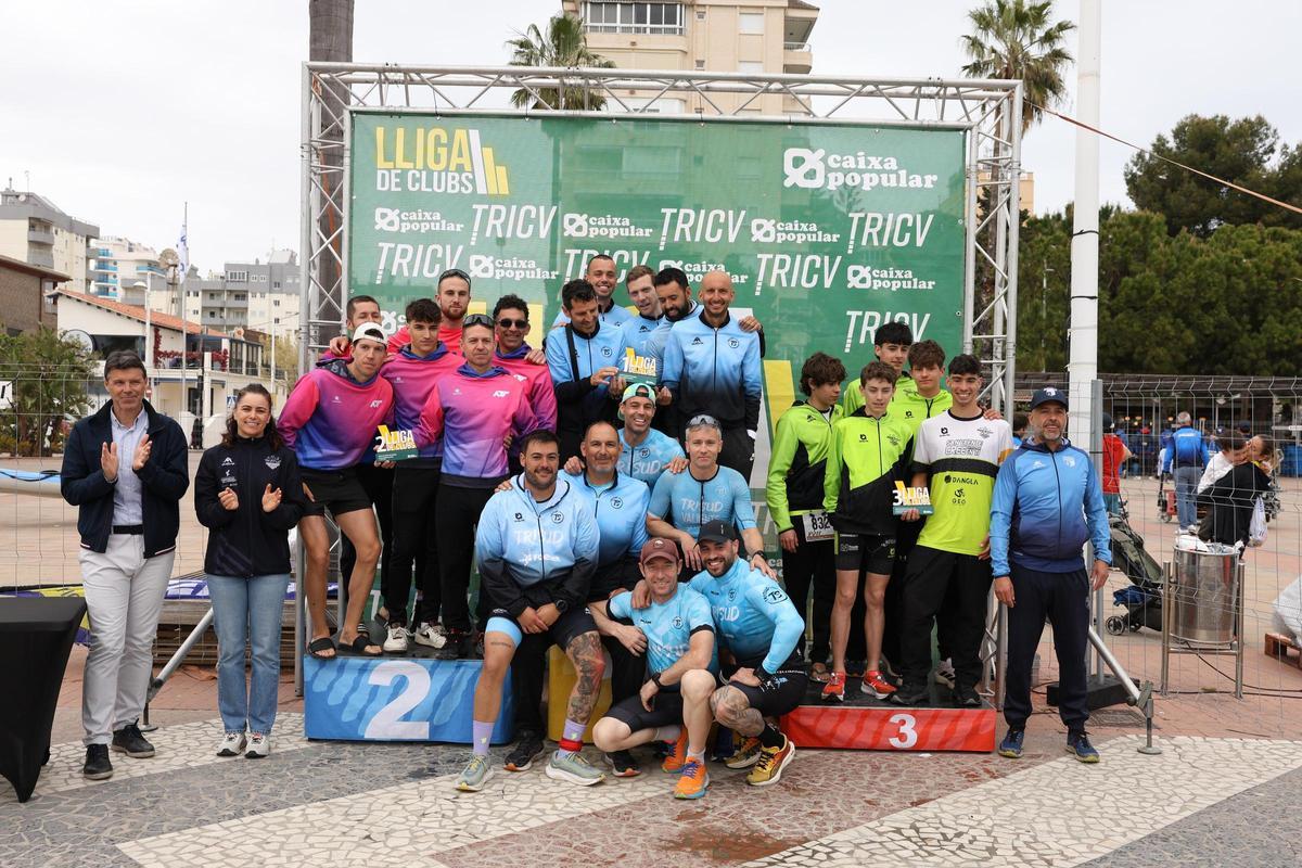 Gandia, epicentro del triatlón y acuatlón autonómico en un intenso fin de semana deportivo.