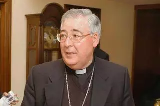 El obispo Reig Pla publica una guía para "curar" la homosexualidad