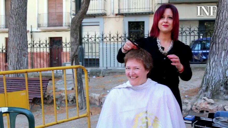 Cambio de look contra el cáncer en Alcoy