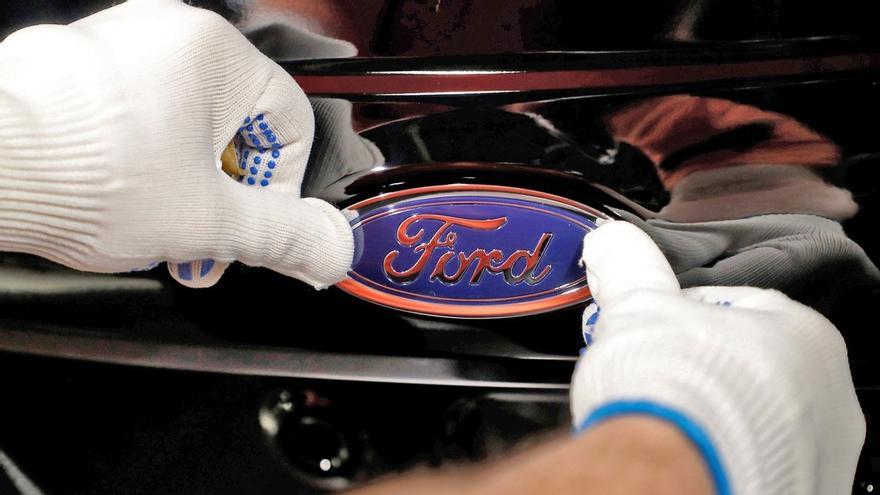 Ford se gastará 500 millones para revisar los airbags defectuosos de Takata