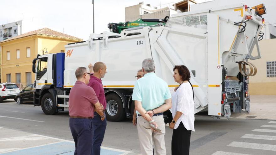 Quart de Poblet incorpora un camión sostenible para la recogida de residuos